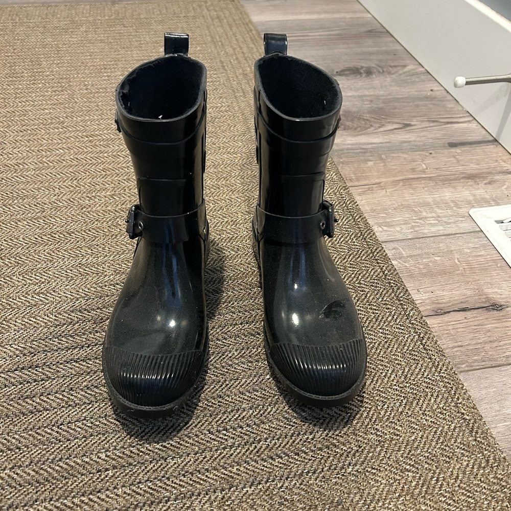 Black Rain Boots